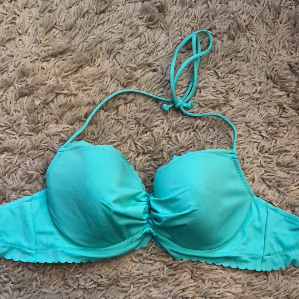 Victoria’s Secret Bathing Suit Top